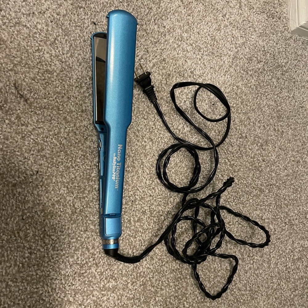 Babyliss pro 1 3/4 inch flat iron